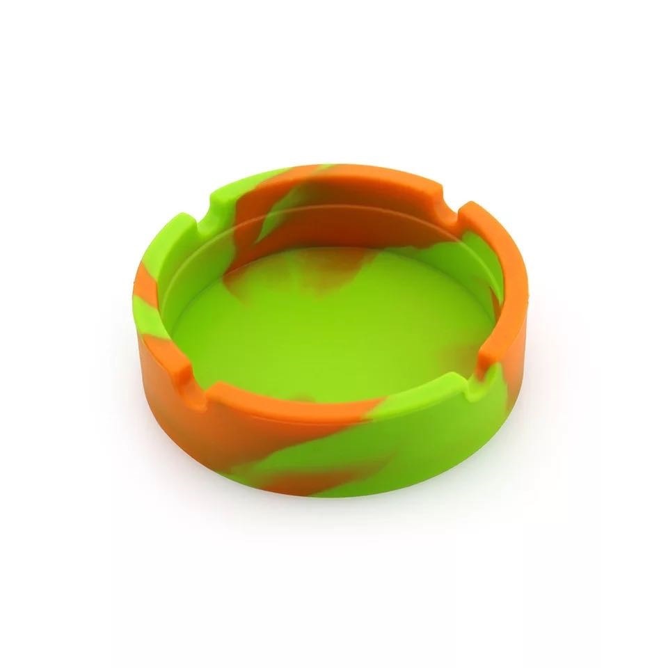 Eco-Friendly Silicone Soft Round Ashtray Ash Tray Holder PLuminous Portable Fluorescent Ashtray  Anti-Scalding Cigarette Holder